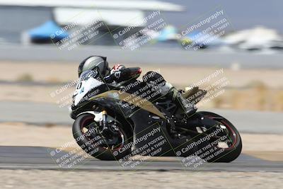 media/Apr-18-2025-CVMA Friday Practice (Fri) [[88baa45499]]/Racer 3/Session 5 (Turn 14 Tip In)/